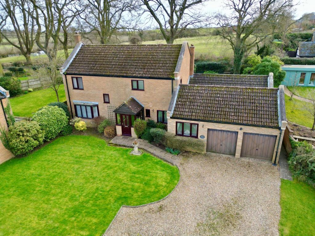 Pine Court, Little Brington, Northampton NN7 4EZ 4 bed detached house for sale £685,000