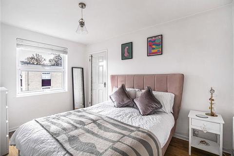 3 bedroom apartment for sale, Hepple Close, Isleworth, TW7
