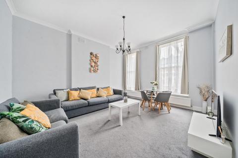 1 bedroom flat for sale - Lakeside Road, Brook Green