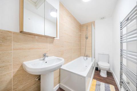 1 bedroom flat for sale - Lakeside Road, Brook Green