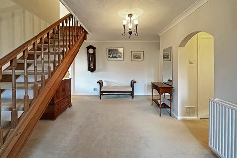 25 White House Way, Solihull, B91 1SG