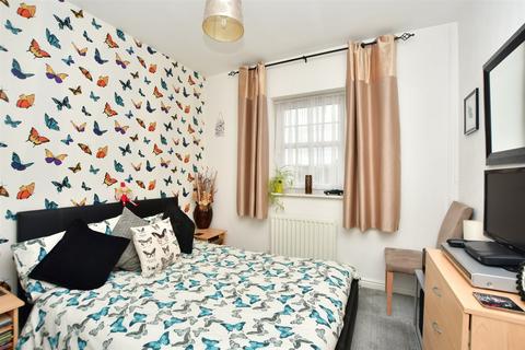 11 Avocet Walk, Iwade, Sittingbourne, ME9 8WS