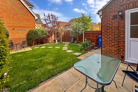11 Avocet Walk, Iwade, Sittingbourne, ME9 8WS