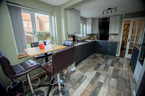 29 Adelaide Close, Waddington, Lincoln, LN5 9XN