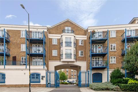 Flat 3, Challenger House, 3 Victory Place, London, E14 8BJ