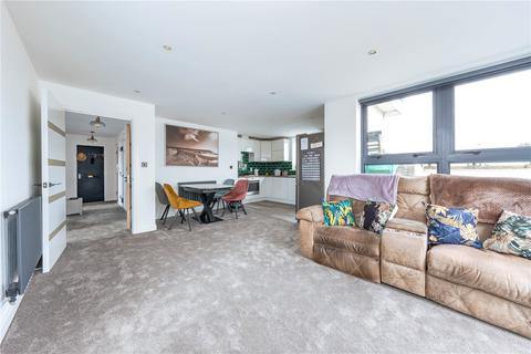 2 bedroom flat for sale - Clifford Way, Maidstone, ME16