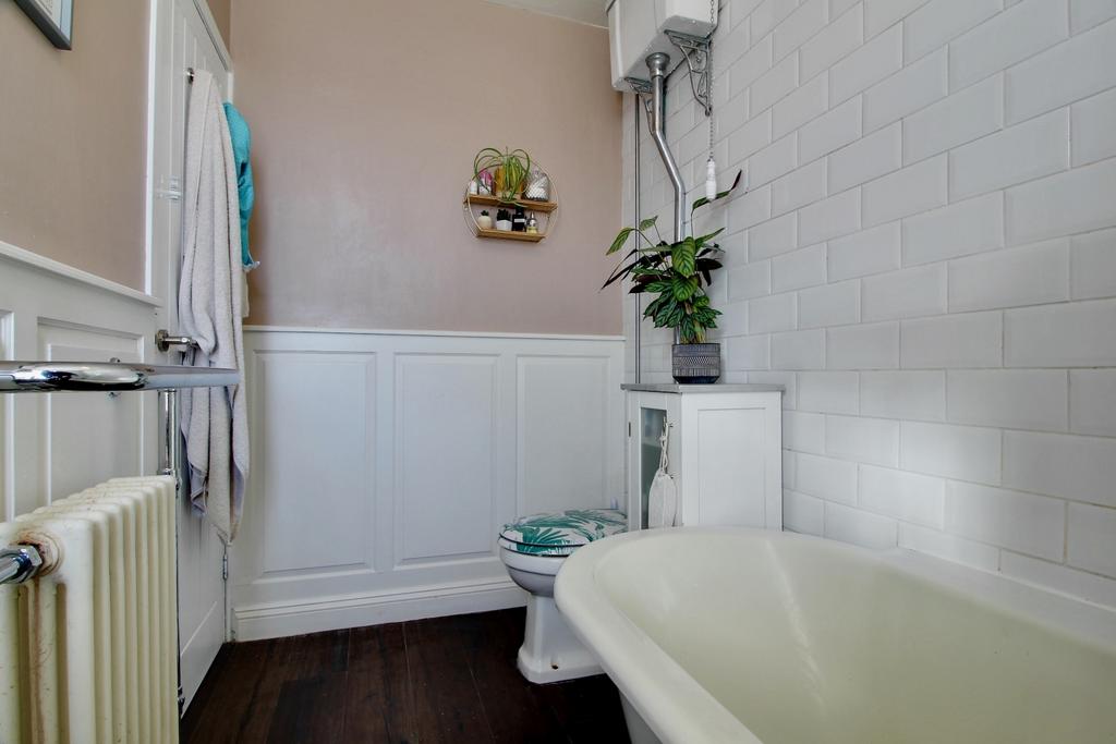 Bathroom - reverse view