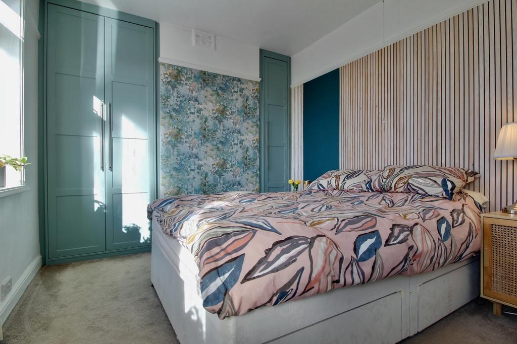 Bedroom 1 - Double