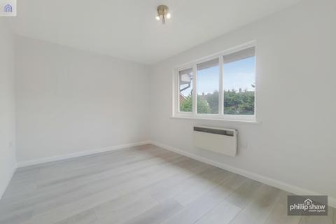 1 bedroom flat for sale, Rufford Close, HA3 8UX
