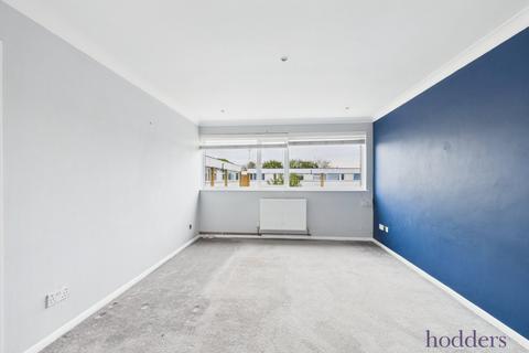2 bedroom apartment to rent, Hazelbank Court, Chertsey, Surrey, KT16