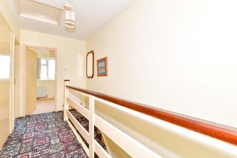 3 bedroom terraced house for sale - Batemans Road, Woodingdean, Brighton, East Sussex