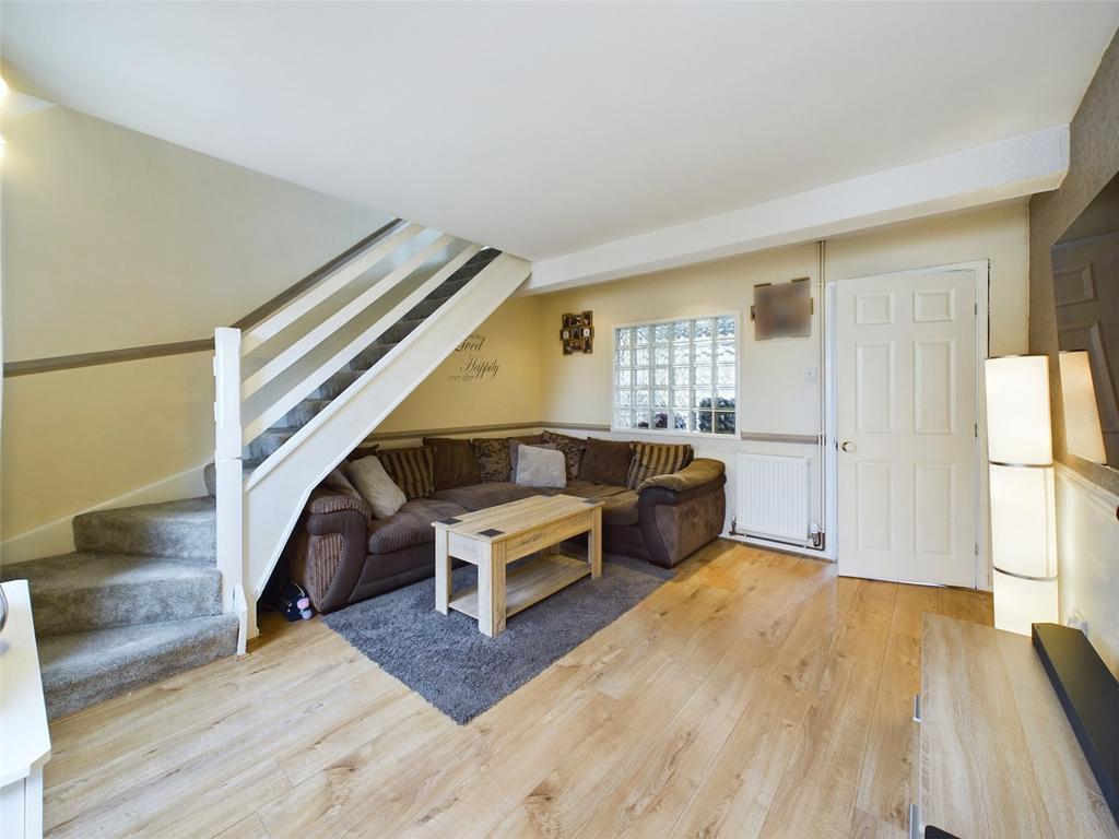 Squirrel Close, Quedgeley, Gloucester, Gloucestershire, GL2 2 bed