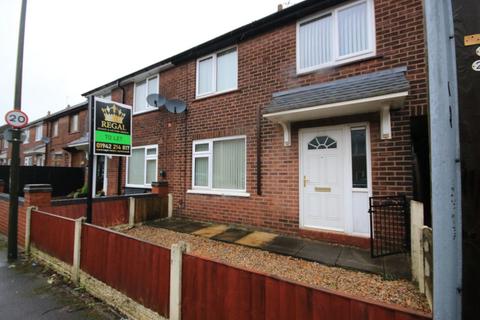 3 bedroom terraced house to rent, Inward Drive, Wigan, WN6