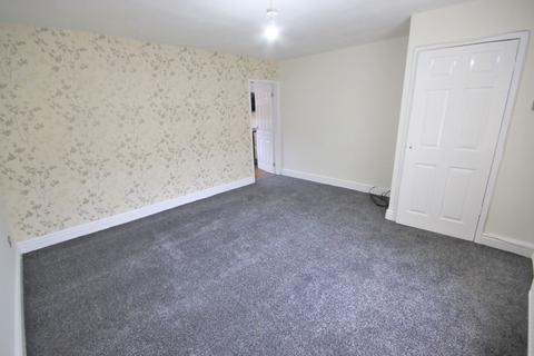 3 bedroom terraced house to rent, Inward Drive, Wigan, WN6