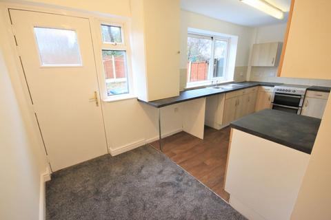 3 bedroom terraced house to rent, Inward Drive, Wigan, WN6