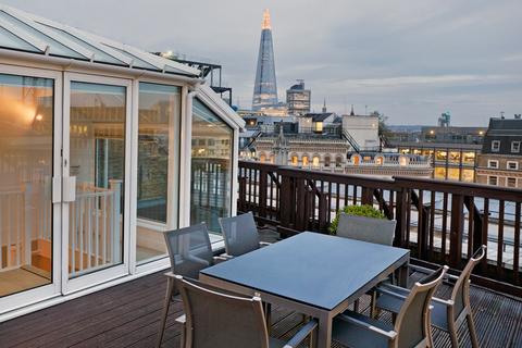 2 bedroom penthouse to rent - St Paul's