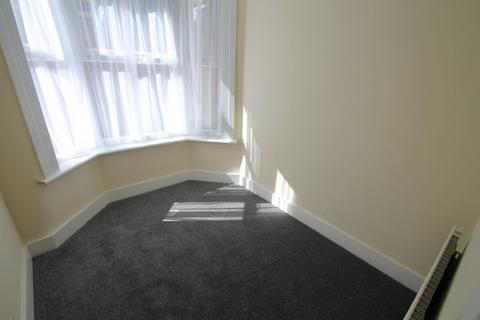 2 bedroom flat for sale - Leyton E10