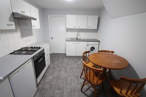 1 bedroom flat to rent, South Woodford E18