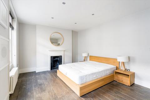 2 bedroom flat for sale, Barter Street, London, WC1A