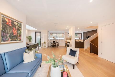 5 bedroom detached house for sale - Loudoun Road, London, NW8