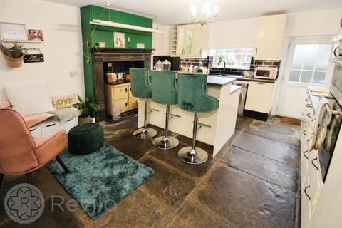 4 bedroom cottage for sale - Edenfield Road, Rochdale, OL12