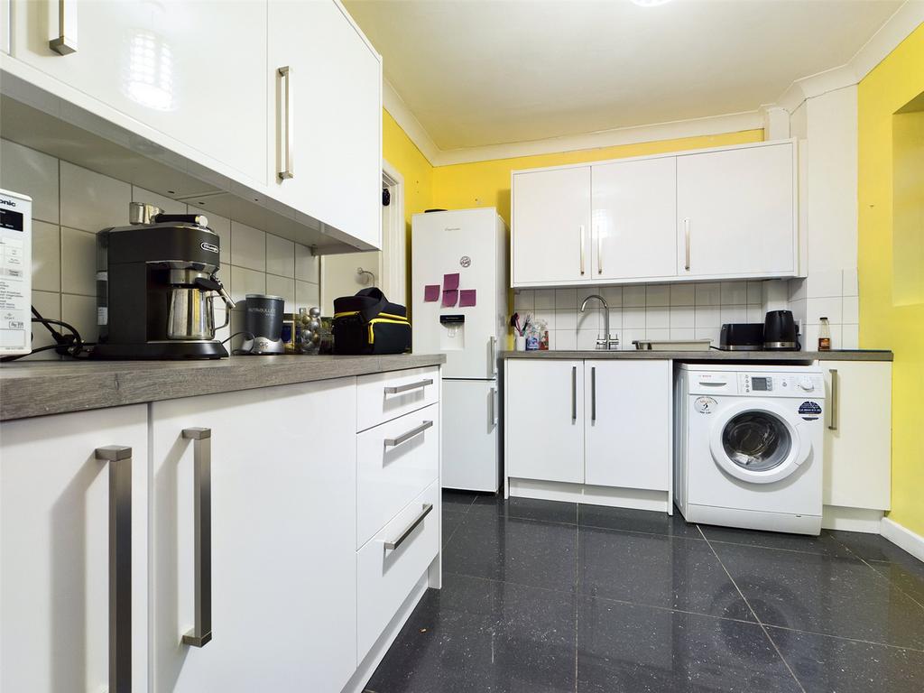 Kitchen-House-To-Ren