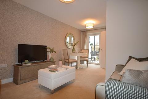 1 bedroom apartment for sale, One Bedroom, Foxglove Place, Willand Road, Cullompton, Devon, EX15