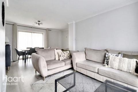 46 Luncies Road, Basildon, SS14 1SG