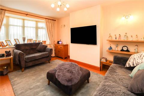 2 bedroom bungalow for sale, Chiswell Green Lane, St. Albans, Hertfordshire