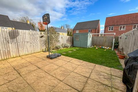 3 bedroom semi-detached house for sale - Gregory Place, Witney, Oxfordshire, OX29