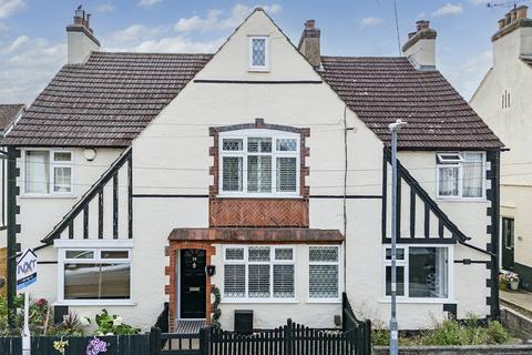 34 Cloverly Road, Ongar, CM5 9BY