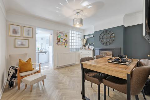 34 Cloverly Road, Ongar, CM5 9BY