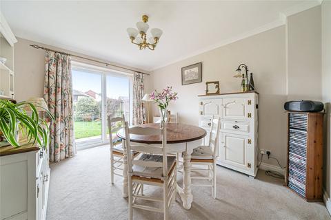 3 Vestry Drive, Exeter, EX2 8FG