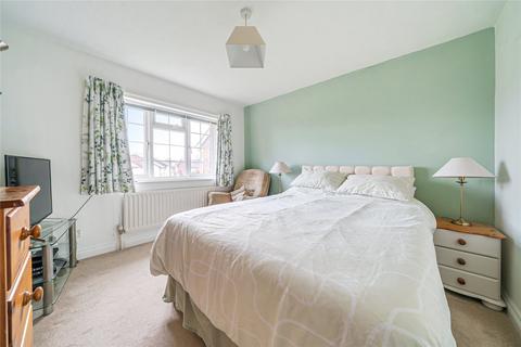 3 Vestry Drive, Exeter, EX2 8FG