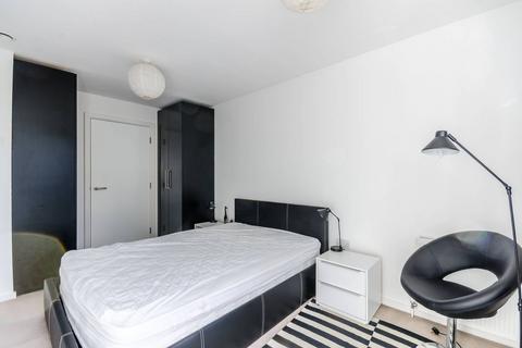 1 bedroom flat to rent, Juniper Drive, Wandsworth Town, London, SW18
