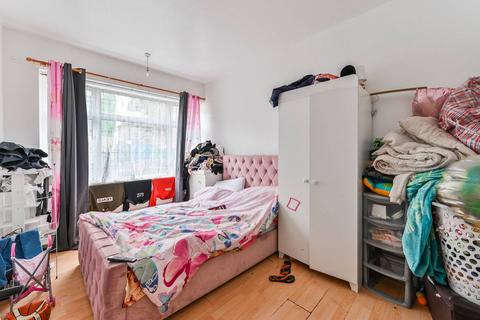 2 bedroom flat for sale, Mellish Street, Isle Of Dogs, London, E14