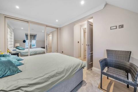 3 bedroom flat for sale, Eaton Rise, Ealing, London, W5
