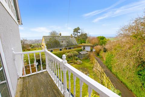 13b Hillcrest Road, Hythe, CT21 5EX
