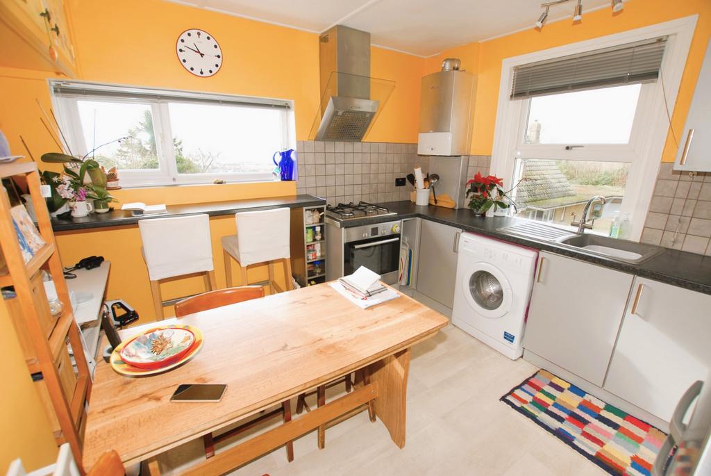 Kitchen/breakfast rm