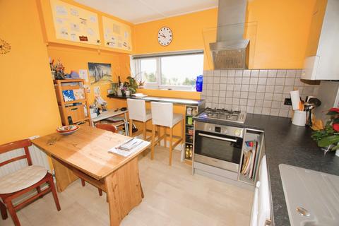 13b Hillcrest Road, Hythe, CT21 5EX
