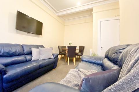 5 bedroom flat to rent, Bonnington Road, Edinburgh EH6