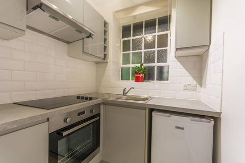 1 bedroom flat to rent, Mortimer Crescent, Kilburn, London, NW6