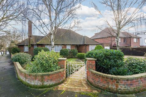 4 bedroom detached house for sale, Chatsworth Road, Ealing, W5