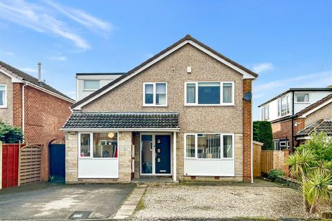 3 Dearne Croft, Wetherby, LS22 7UP