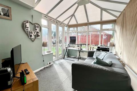 3 Dearne Croft, Wetherby, LS22 7UP