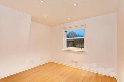 4 bedroom house to rent, West Heath Road, London NW3