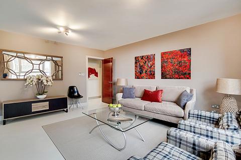 3 bedroom flat to rent, St John&#39;s Wood Park, London NW8