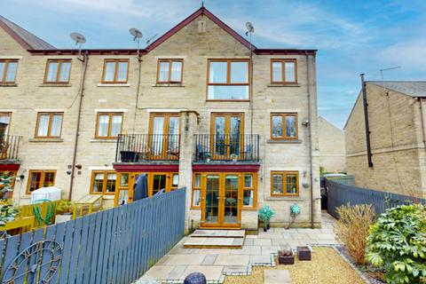 4 bedroom townhouse for sale, The Beeches, Pool in Wharfedale, LS21