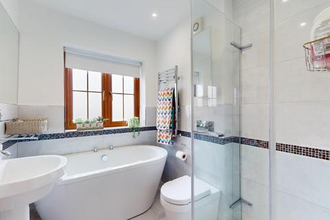 5 The Beeches, Pool In Wharfedale, Otley, LS21 1TL