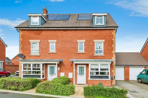 4 bedroom semi-detached house for sale, Bamber Close, Southampton SO30